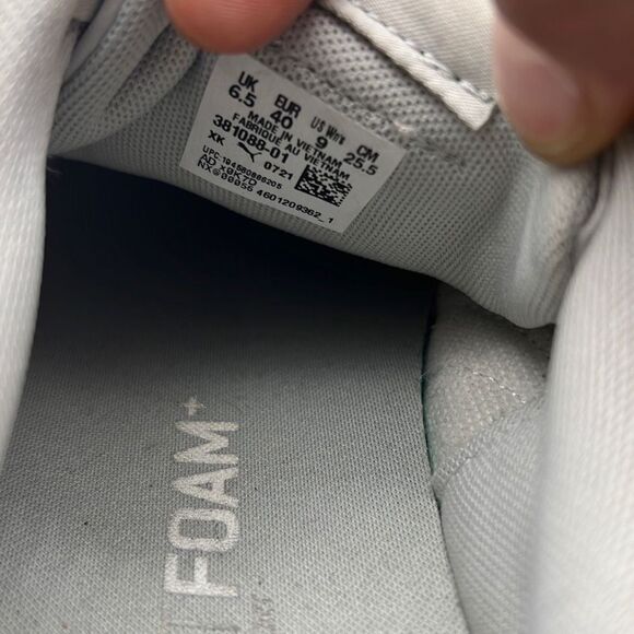 Puma shoes- women 9-Preowned - Picture 4 of 6